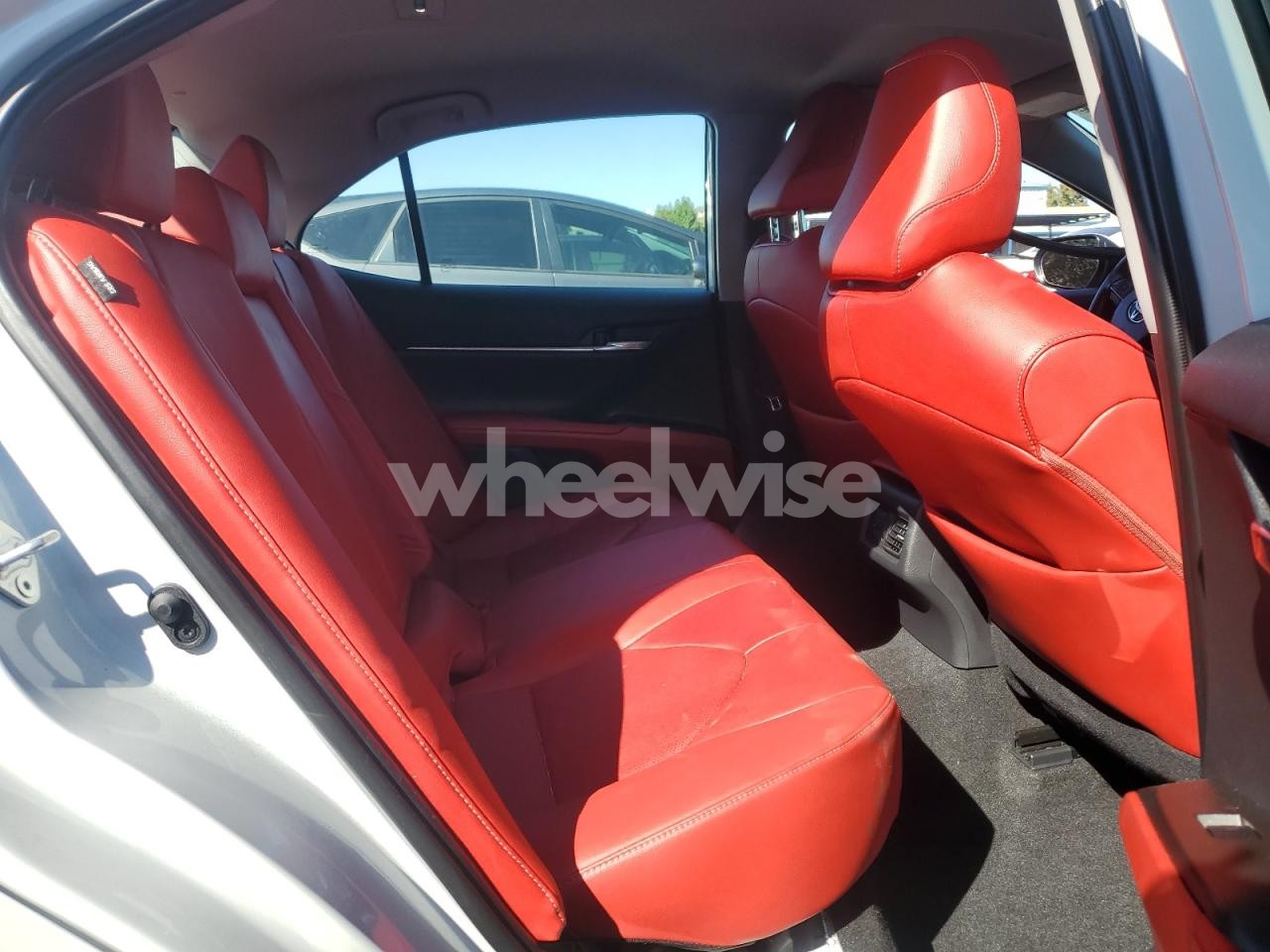 Photo 10 of 2022 TOYOTA CAMRY XSE (VIN 4T1K61AK1NU023103)