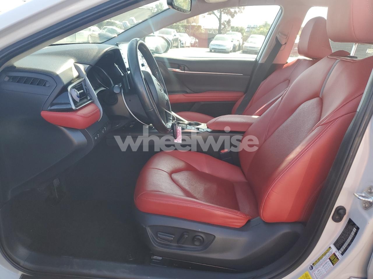 Photo 7 of 2022 TOYOTA CAMRY XSE (VIN 4T1K61AK1NU023103)