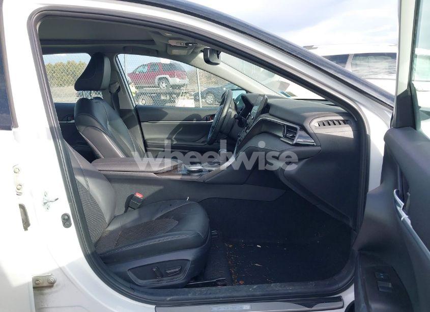 Photo 5 of 2023 Toyota Camry XSE (VIN 4T1K61AK1PU122636)