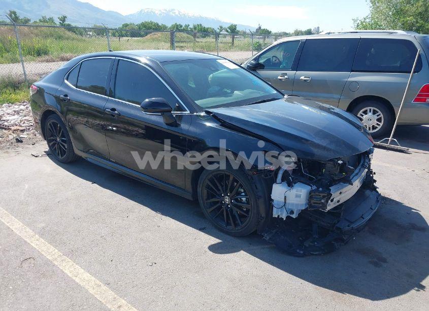 2023 Toyota Camry XSE (VIN 4T1K61AK1PU722654) main photo