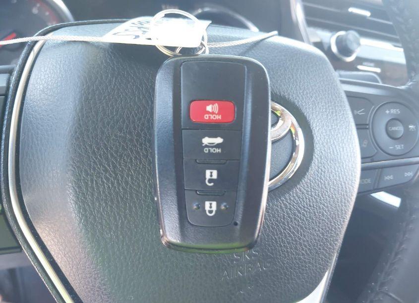 Photo 11 of 2020 Toyota Camry XSE (VIN 4T1K61AK2LU879068)