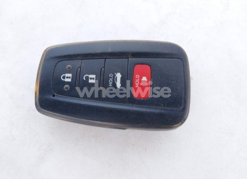 Photo 11 of 2020 Toyota Camry XSE (VIN 4T1K61AK2LU936627)