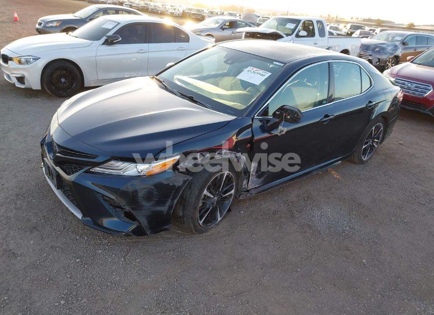 Photo 2 of 2020 Toyota Camry XSE (VIN 4T1K61AK2LU936627)