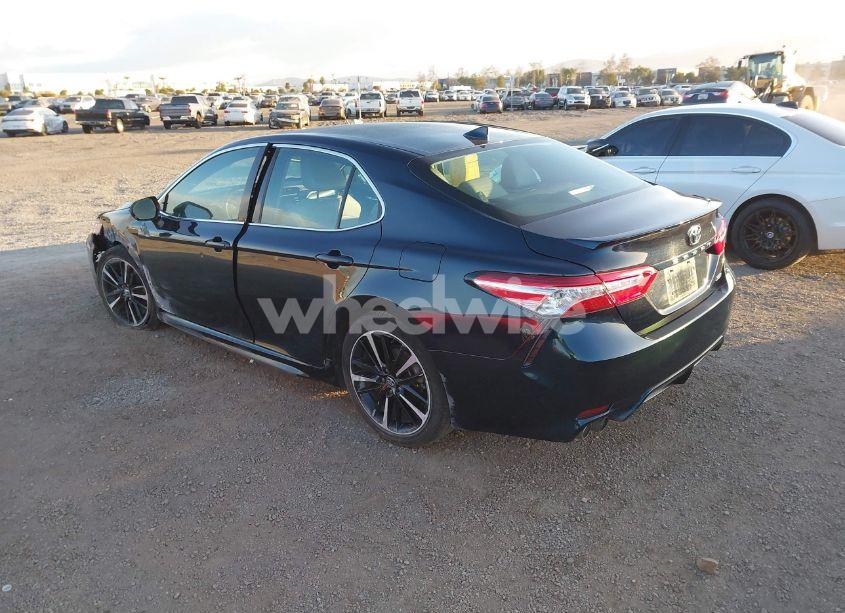Photo 3 of 2020 Toyota Camry XSE (VIN 4T1K61AK2LU936627)