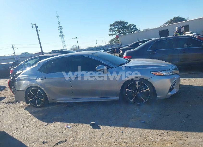 Photo 13 of 2020 Toyota Camry XSE (VIN 4T1K61AK2LU957333)