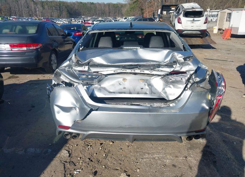 Photo 6 of 2020 Toyota Camry XSE (VIN 4T1K61AK2LU957333)