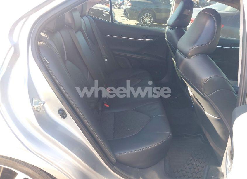 Photo 8 of 2020 Toyota Camry XSE (VIN 4T1K61AK2LU957333)