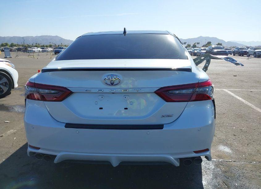 Photo 16 of 2021 Toyota Camry XSE (VIN 4T1K61AK2MU486561)