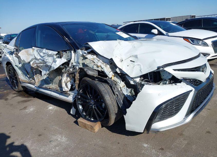 Photo 6 of 2021 Toyota Camry XSE (VIN 4T1K61AK2MU486561)