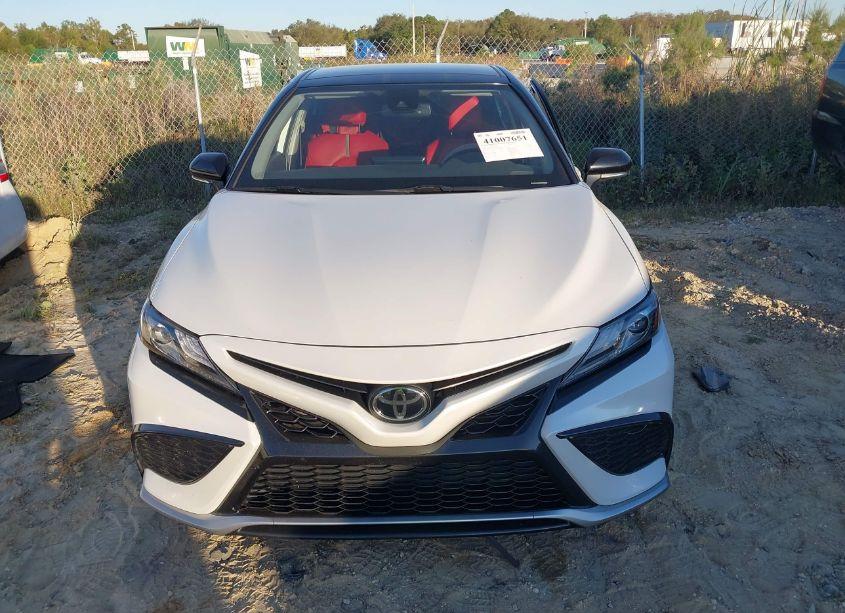 Photo 12 of 2021 Toyota Camry XSE (VIN 4T1K61AK2MU495700)