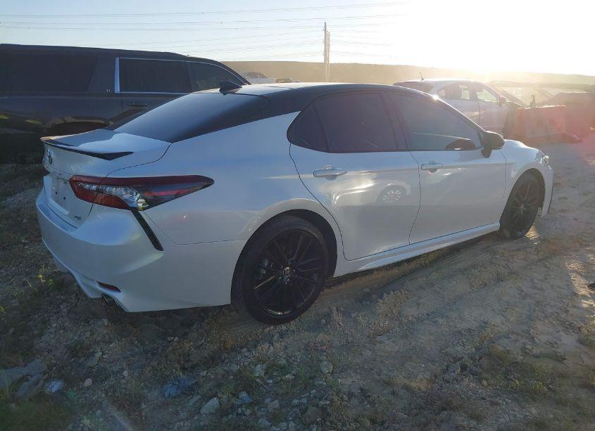Photo 4 of 2021 Toyota Camry XSE (VIN 4T1K61AK2MU495700)