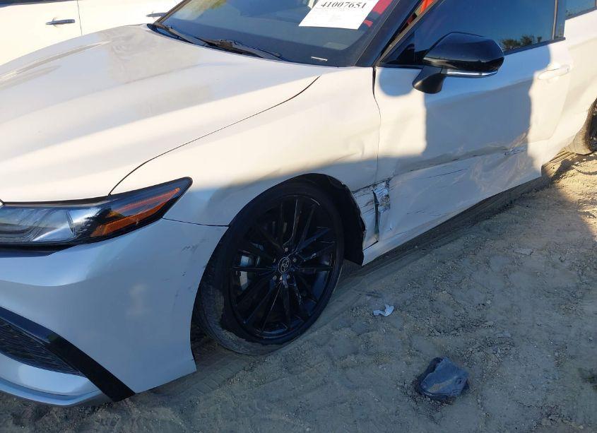 Photo 6 of 2021 Toyota Camry XSE (VIN 4T1K61AK2MU495700)