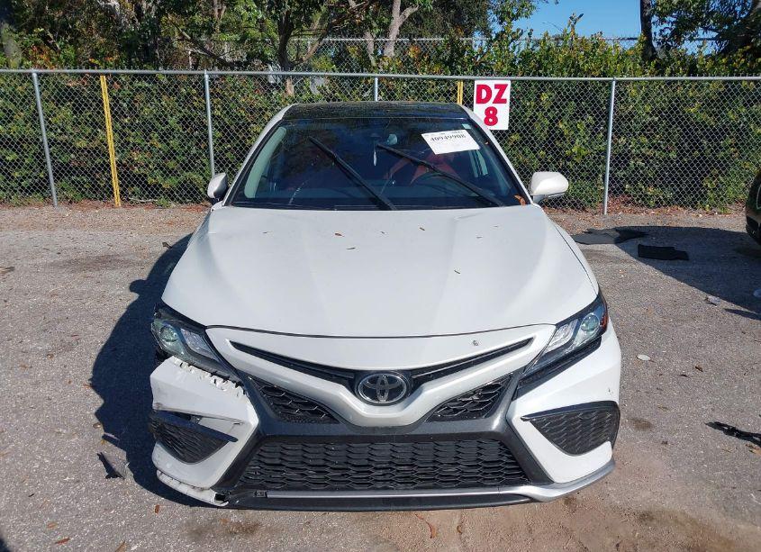 Photo 12 of 2021 Toyota Camry XSE (VIN 4T1K61AK2MU566149)