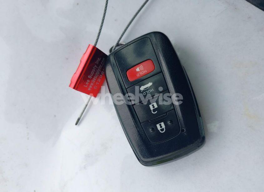 Photo 11 of 2022 Toyota Camry XSE (VIN 4T1K61AK2NU702362)