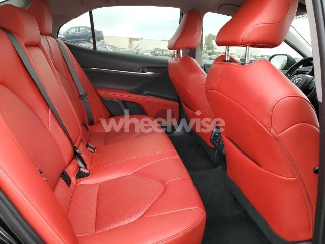 Photo 5 of 2022 TOYOTA CAMRY XSE (VIN 4T1K61AK2NU714978)