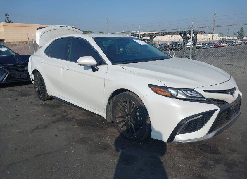 2023 Toyota Camry XSE (VIN 4T1K61AK2PU727880) main photo