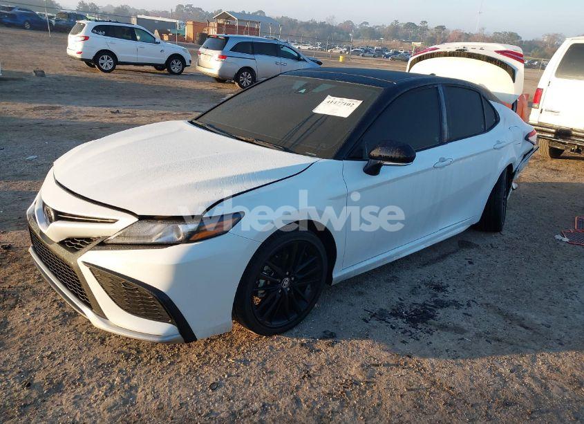 Photo 2 of 2024 Toyota Camry XSE (VIN 4T1K61AK2RU262262)