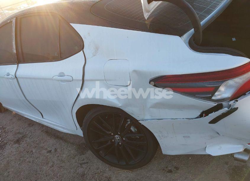 Photo 6 of 2024 Toyota Camry XSE (VIN 4T1K61AK2RU262262)