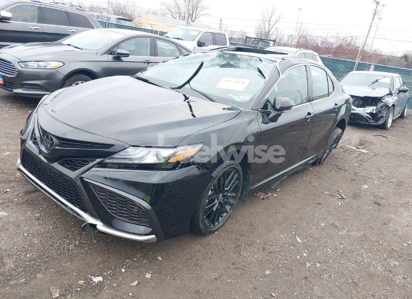 Photo 2 of 2024 Toyota Camry XSE (VIN 4T1K61AK2RU862375)