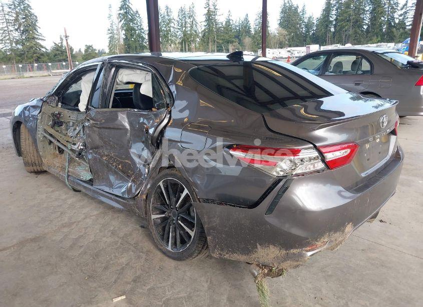 Photo 3 of 2020 Toyota Camry XSE (VIN 4T1K61AK3LU860755)