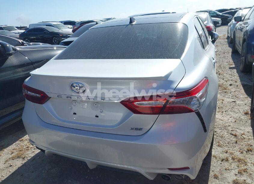 Photo 16 of 2020 Toyota Camry XSE (VIN 4T1K61AK3LU877068)
