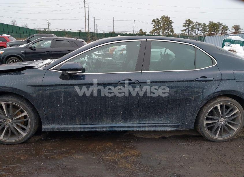 Photo 15 of 2020 Toyota Camry XSE (VIN 4T1K61AK3LU980507)