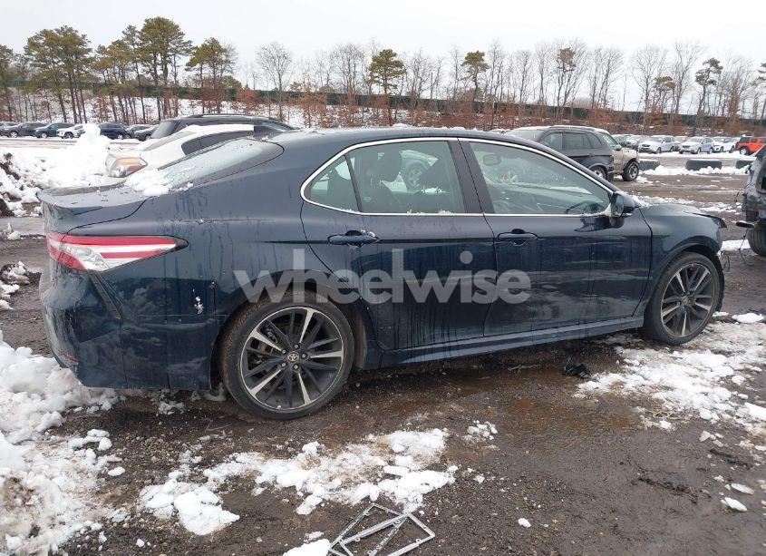 Photo 4 of 2020 Toyota Camry XSE (VIN 4T1K61AK3LU980507)