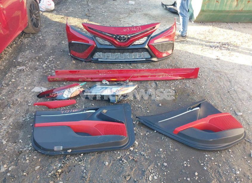 Photo 12 of 2021 Toyota Camry XSE (VIN 4T1K61AK3MU402408)