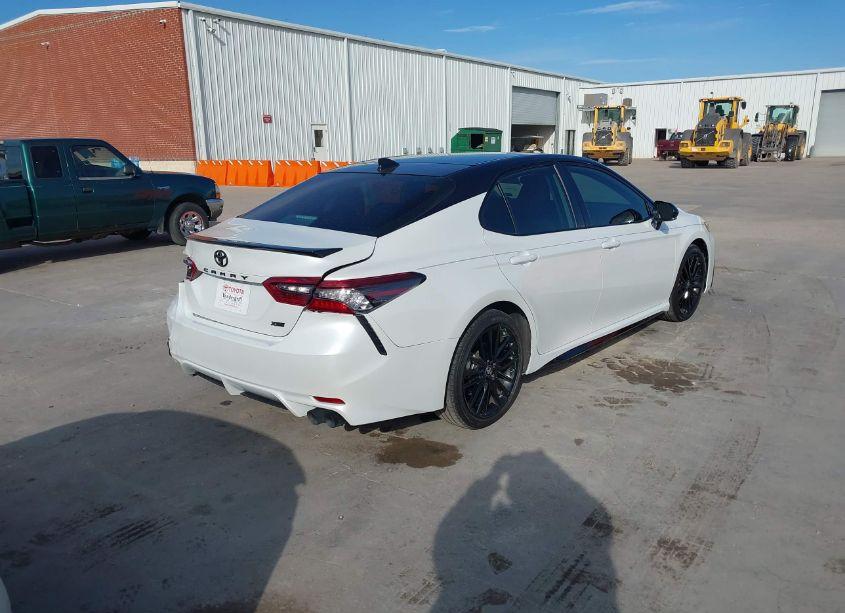 Photo 4 of 2021 Toyota Camry XSE (VIN 4T1K61AK3MU411514)