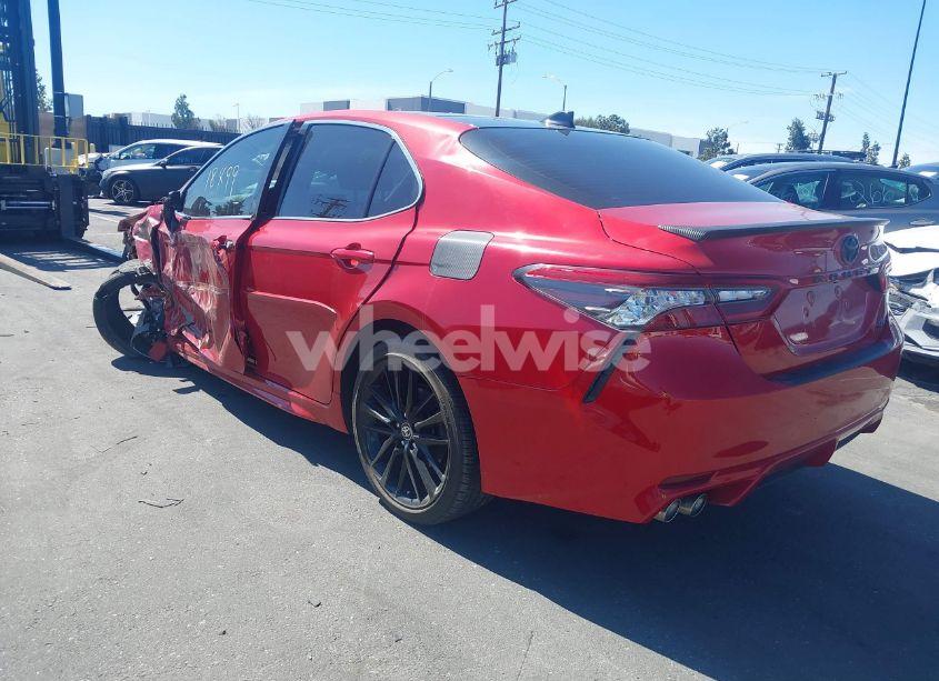 Photo 3 of 2021 Toyota Camry XSE (VIN 4T1K61AK3MU428426)