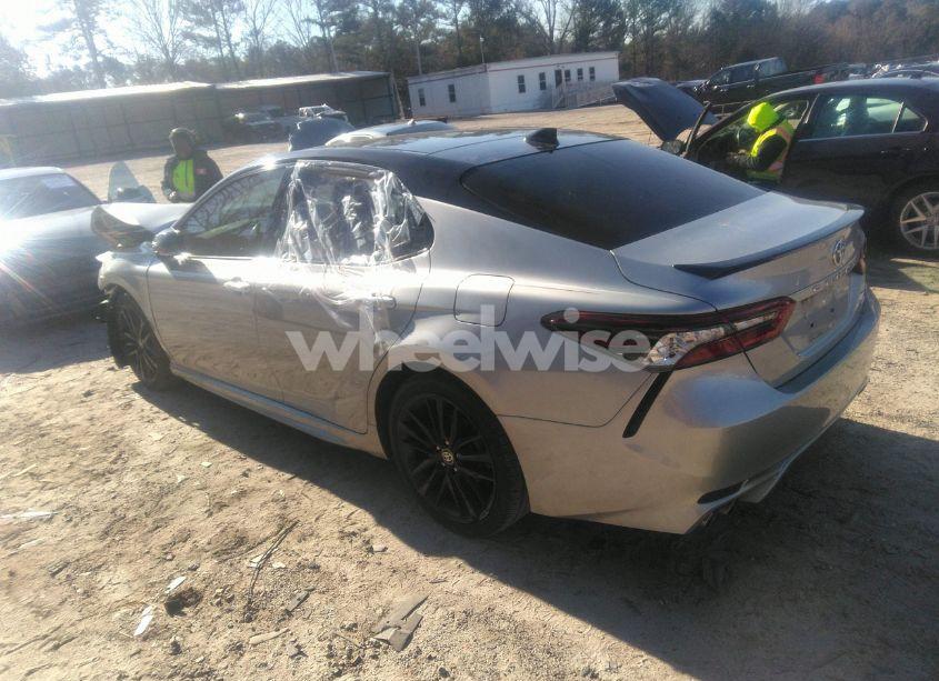 Photo 3 of 2021 Toyota Camry XSE (VIN 4T1K61AK3MU460681)