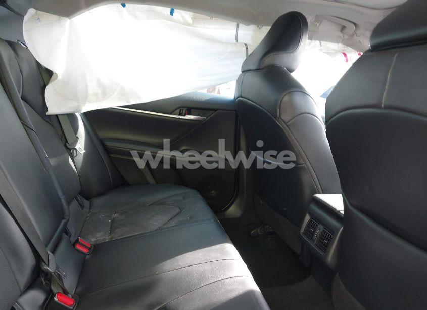 Photo 8 of 2021 Toyota Camry XSE (VIN 4T1K61AK3MU478615)