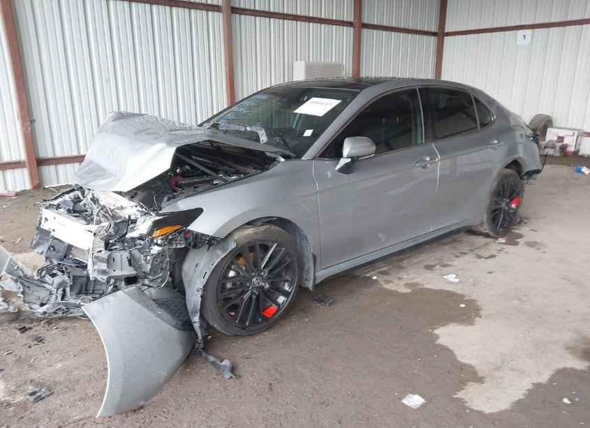 Photo 2 of 2021 Toyota Camry XSE (VIN 4T1K61AK3MU526467)