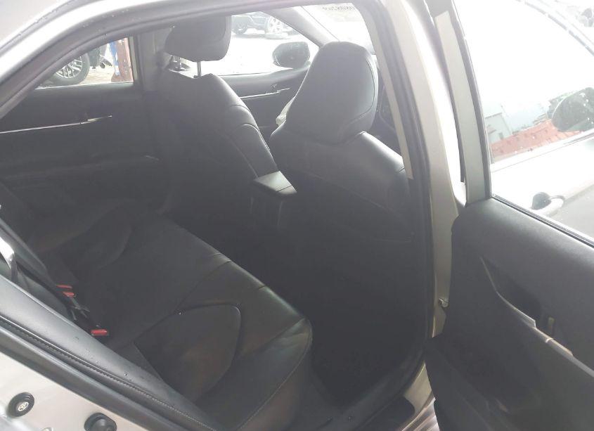 Photo 8 of 2021 Toyota Camry XSE (VIN 4T1K61AK3MU526467)