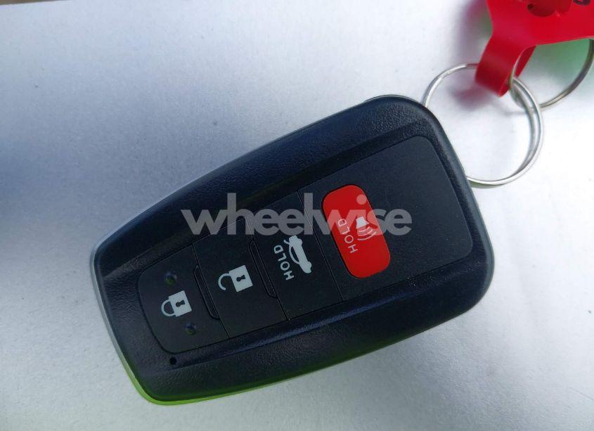 Photo 11 of 2021 Toyota Camry XSE (VIN 4T1K61AK3MU584563)