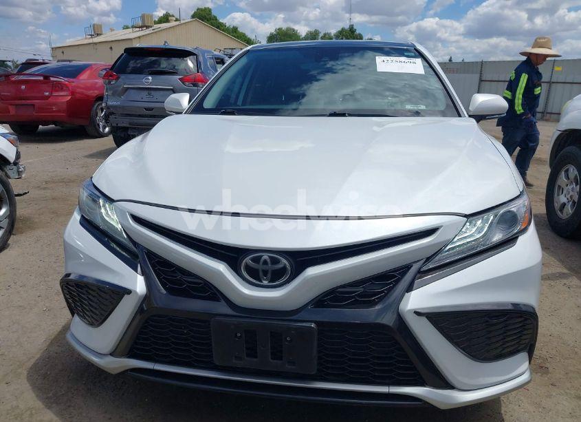 Photo 12 of 2021 Toyota Camry XSE (VIN 4T1K61AK3MU584563)
