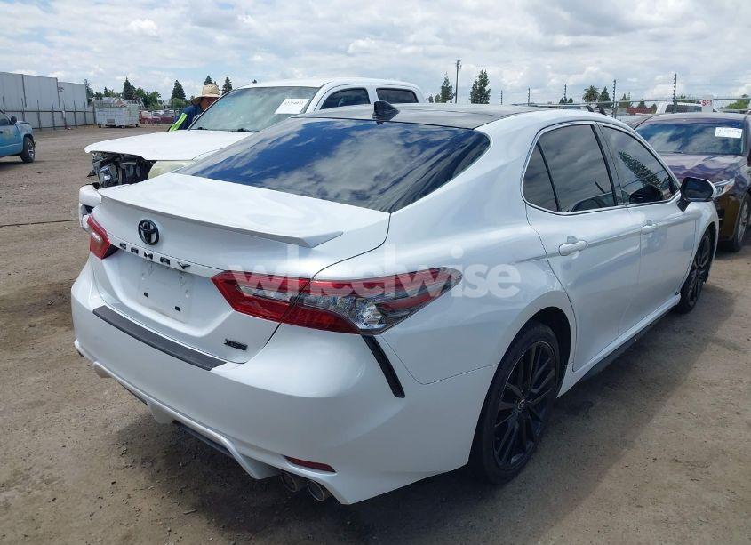 Photo 4 of 2021 Toyota Camry XSE (VIN 4T1K61AK3MU584563)