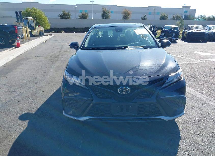 Photo 12 of 2021 Toyota Camry XSE (VIN 4T1K61AK3MU614869)