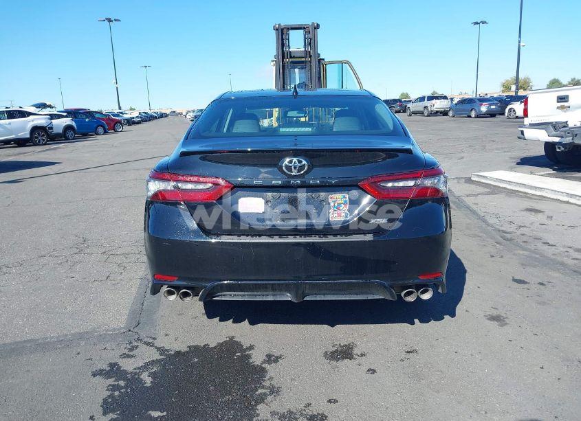 Photo 16 of 2021 Toyota Camry XSE (VIN 4T1K61AK3MU614869)