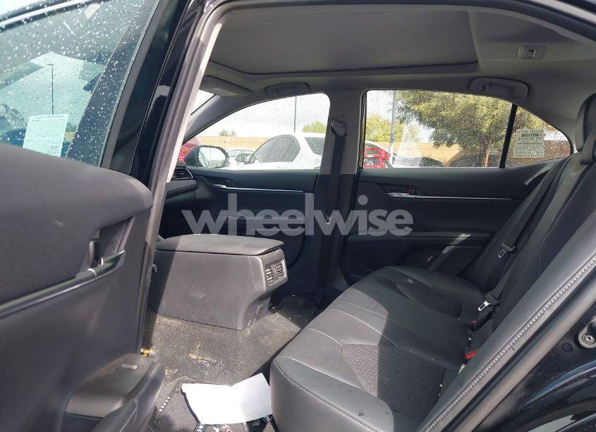 Photo 8 of 2021 Toyota Camry XSE (VIN 4T1K61AK3MU614869)