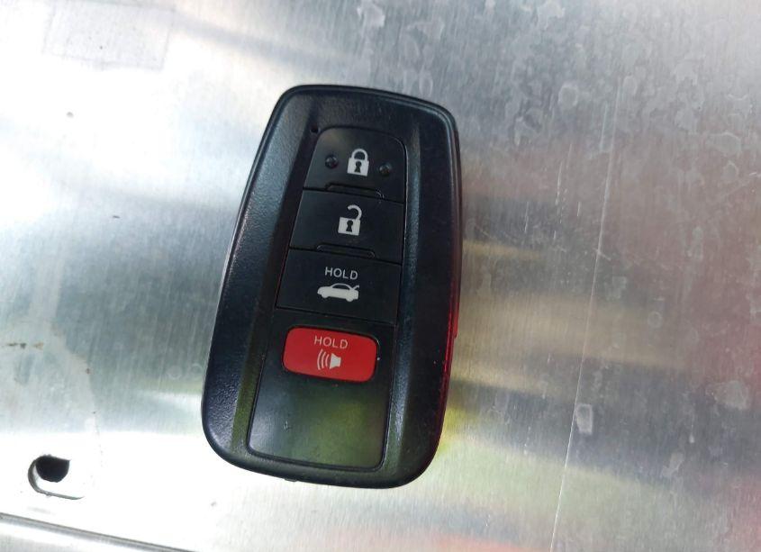 Photo 11 of 2022 Toyota Camry XSE (VIN 4T1K61AK3NU020896)