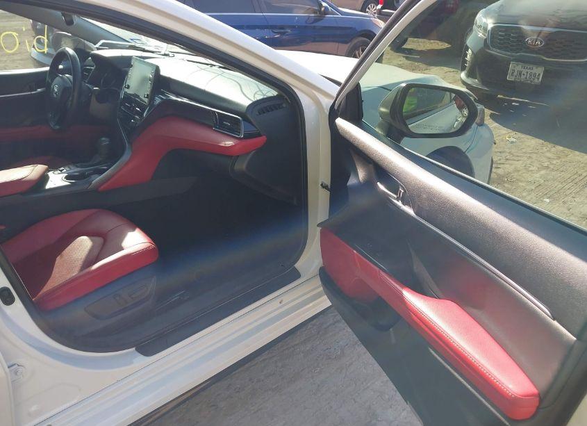 Photo 5 of 2022 Toyota Camry XSE (VIN 4T1K61AK3NU020896)