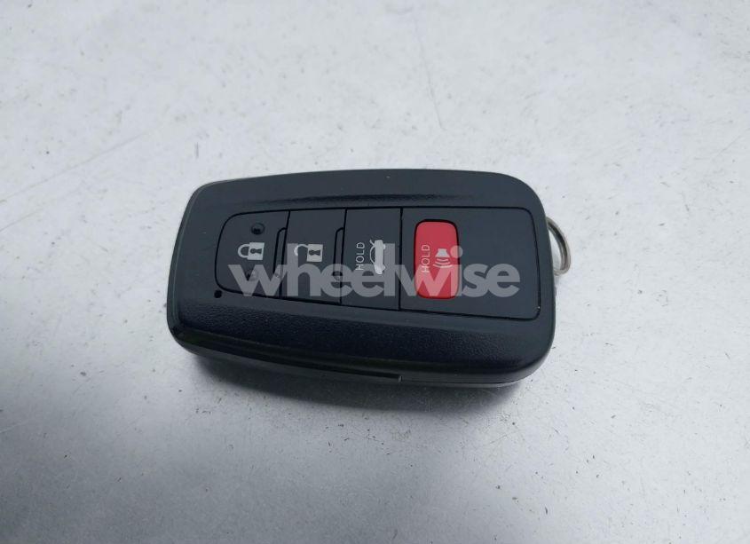 Photo 11 of 2022 Toyota Camry XSE (VIN 4T1K61AK3NU024818)