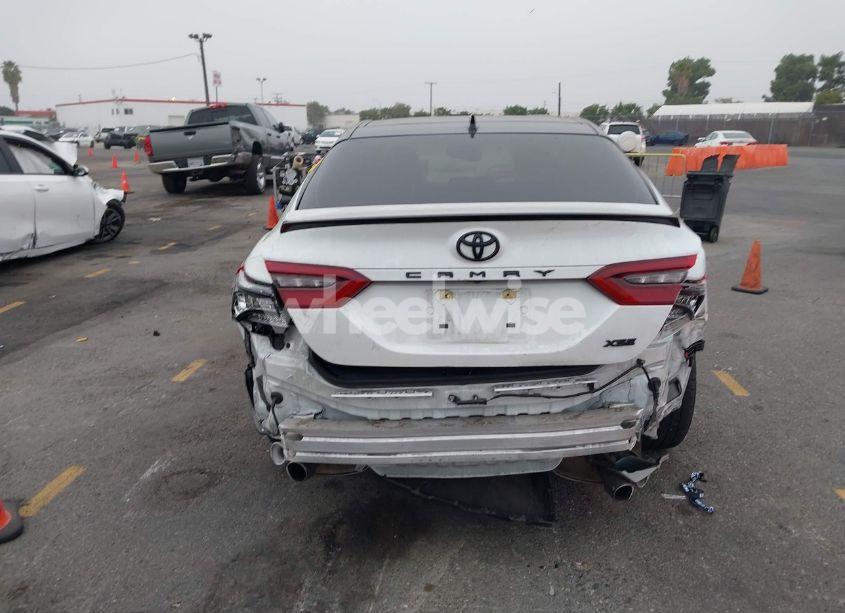 Photo 16 of 2022 Toyota Camry XSE (VIN 4T1K61AK3NU024818)