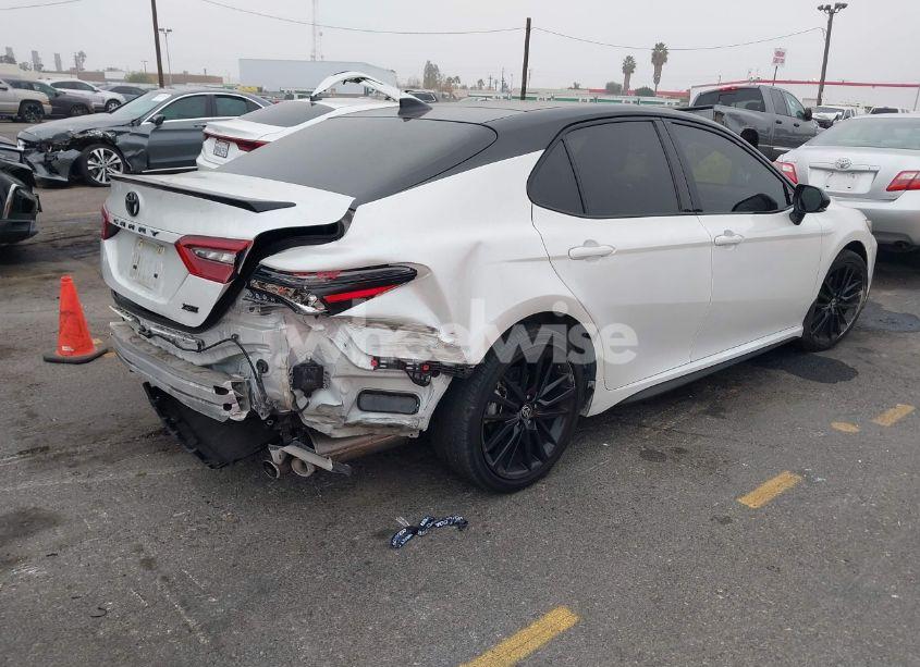 Photo 4 of 2022 Toyota Camry XSE (VIN 4T1K61AK3NU024818)