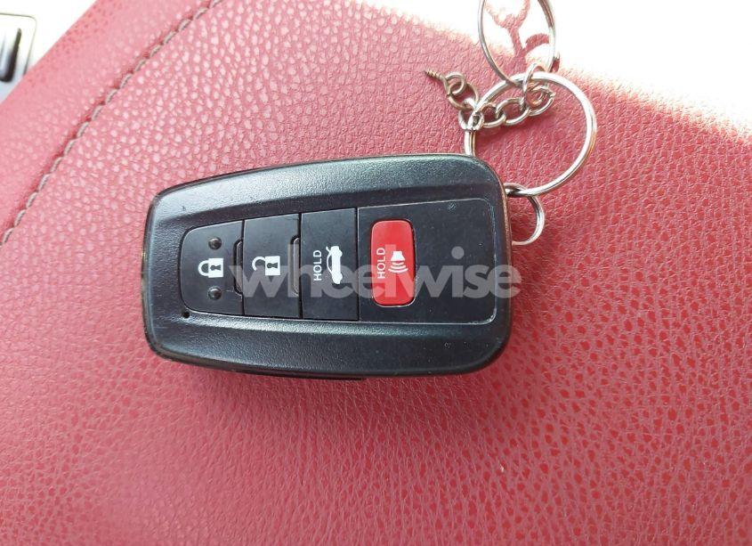 Photo 11 of 2022 Toyota Camry XSE (VIN 4T1K61AK3NU032837)