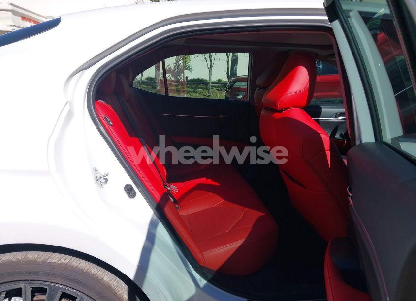 Photo 8 of 2022 Toyota Camry XSE (VIN 4T1K61AK3NU032837)