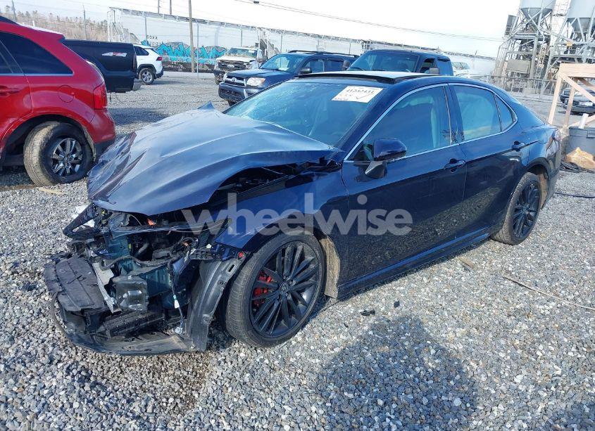 Photo 2 of 2022 Toyota Camry XSE (VIN 4T1K61AK3NU033843)