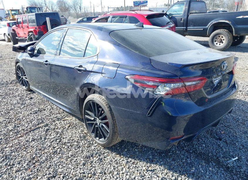 Photo 3 of 2022 Toyota Camry XSE (VIN 4T1K61AK3NU033843)