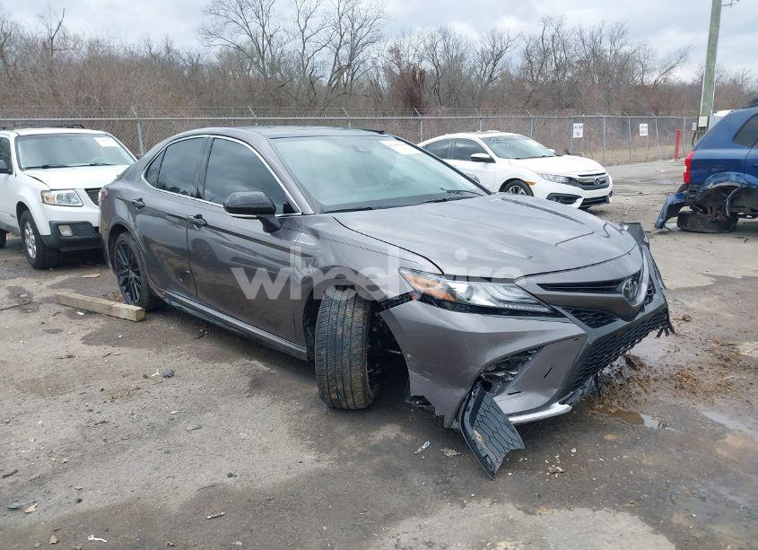 2022 Toyota Camry XSE (VIN 4T1K61AK3NU034345) main photo